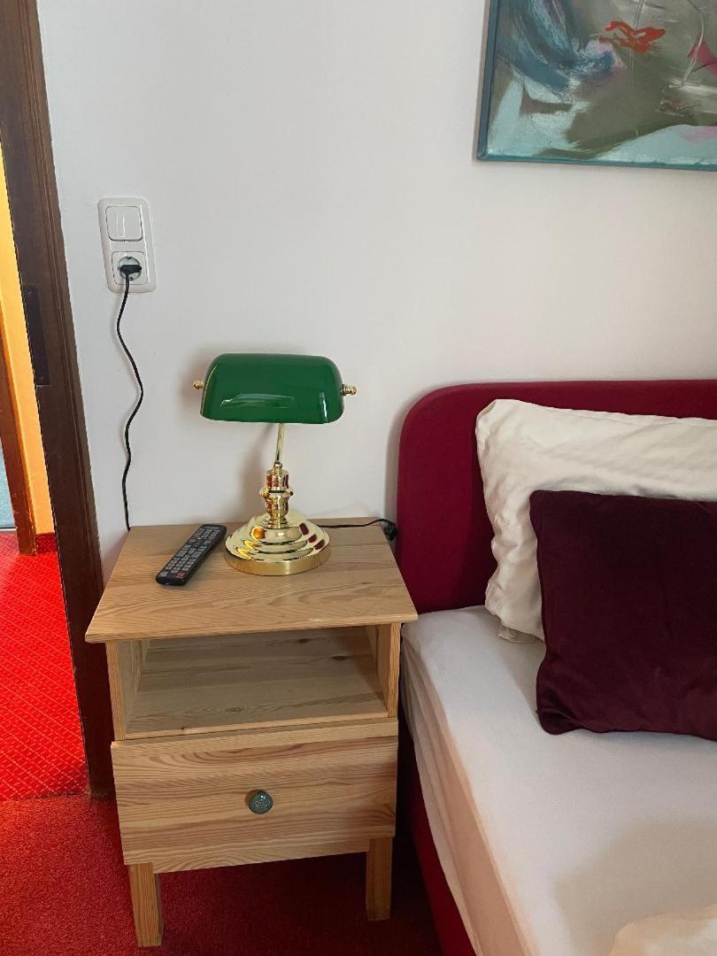 Hotel Zum Goldenen Loewen Sankt Goar Room photo